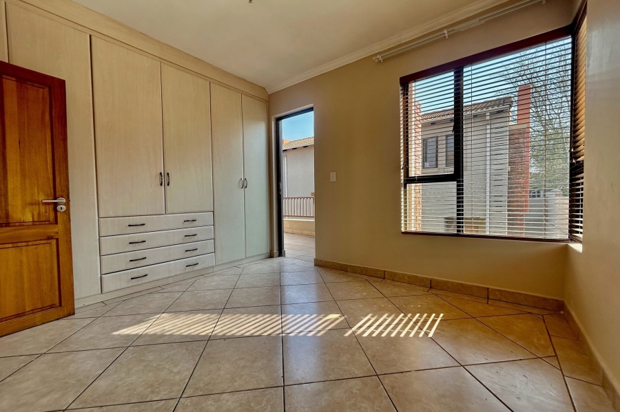 2 Bedroom Property for Sale in Xanadu Eco Park North West